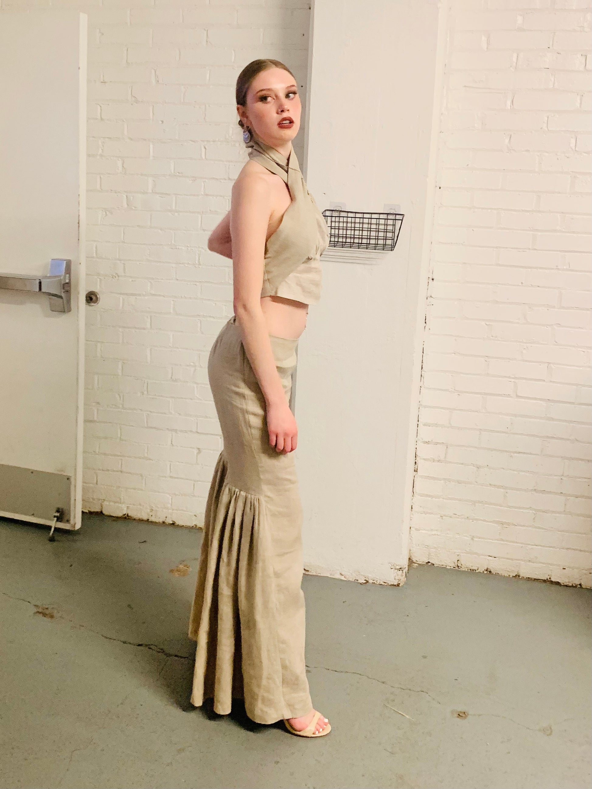 Anastasi Fashion design – Crisscross Applesauce (Side)