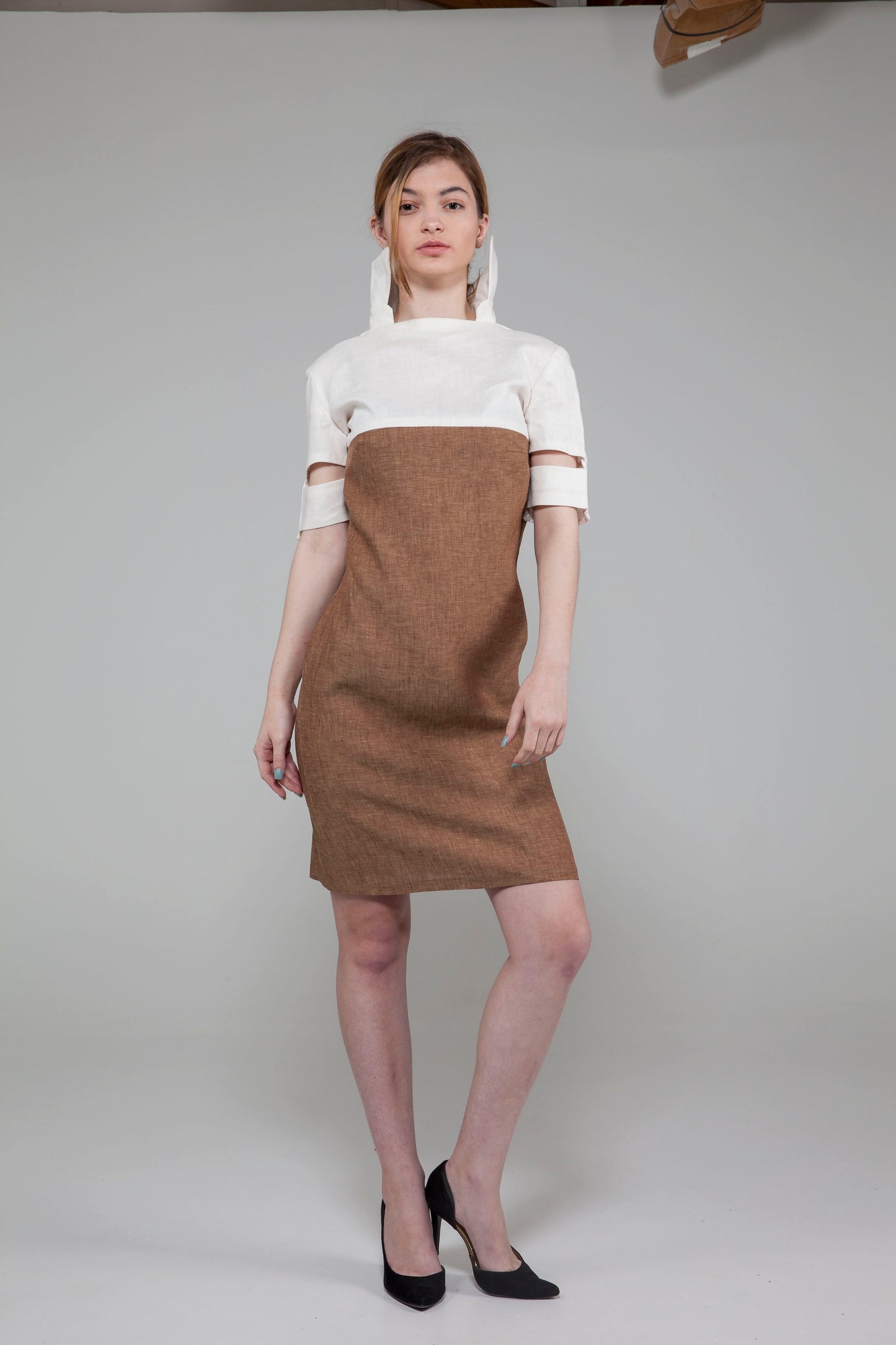 Anastasi Fashion design – Short Sleeve Cut-Out Dress (Front, Leaning Pose)