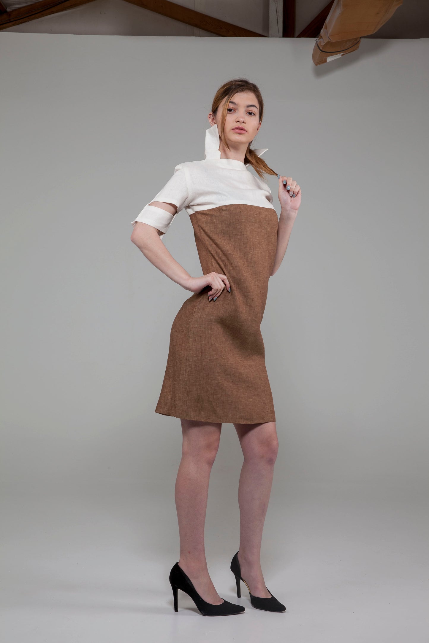 Anastasi Fashion design – Short Sleeve Cut-Out Dress (Side, Grabbing Hair)